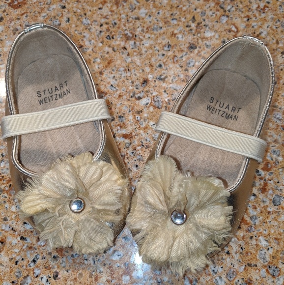 stuart weitzman baby girl shoes